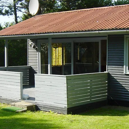 Three-bedroom Holiday In 1 בית נופש